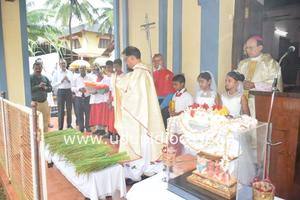 Bishop Gerald Lobo Celebrates Monthi Feast at Thottam