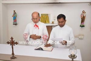 Rev. Fr Steevan Fernandes takes charge of Commission for Youth 