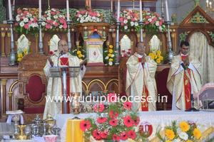 Christians in Udupi Welcome the New Year with Adoration 